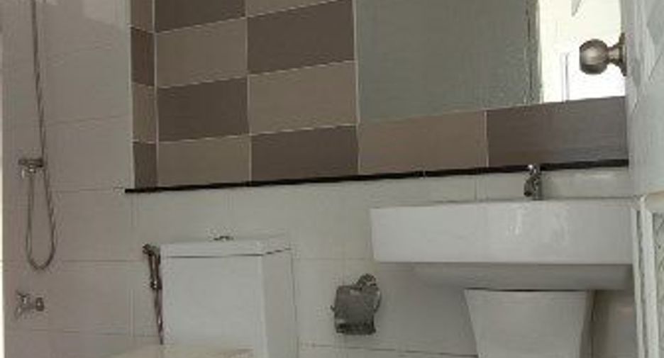 Casa en venta de estudio en Lat Krabang, Bangkok