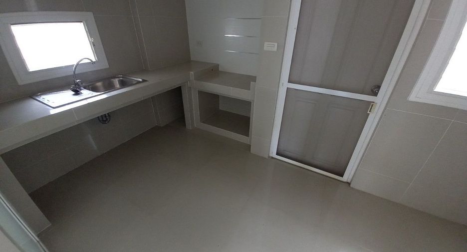 À vendre studio maison à Thung Khru, Bangkok