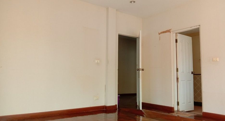 For sale studio house in Bang Bon, Bangkok