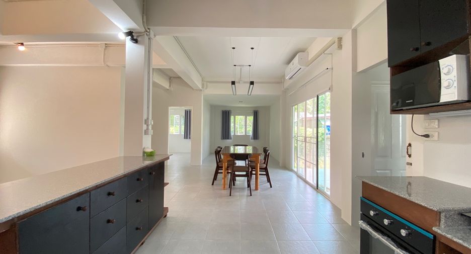 For rent 4 bedrooms house in Hang Dong, Chiang Mai