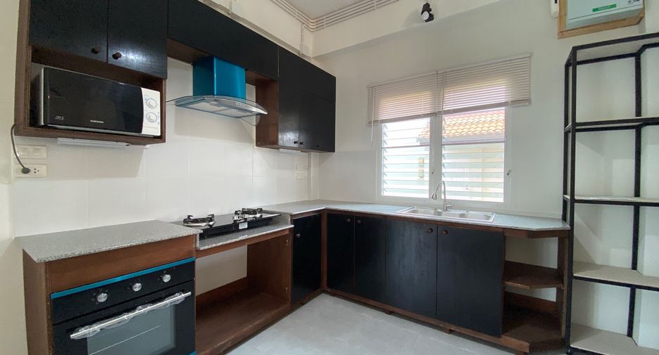 For rent 4 bedrooms house in Hang Dong, Chiang Mai