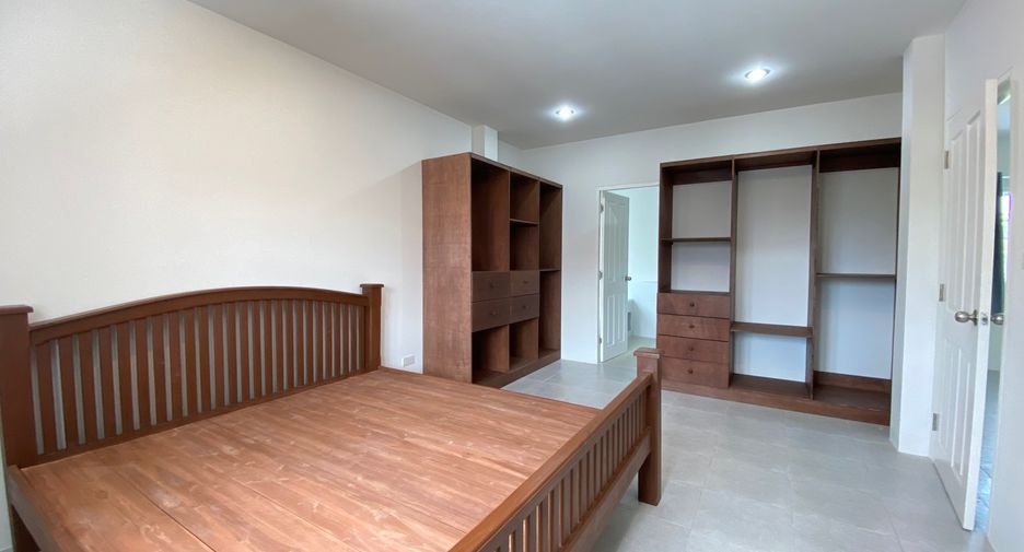 For rent 4 bedrooms house in Hang Dong, Chiang Mai