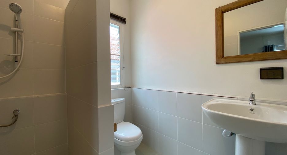 For rent 4 bedrooms house in Hang Dong, Chiang Mai