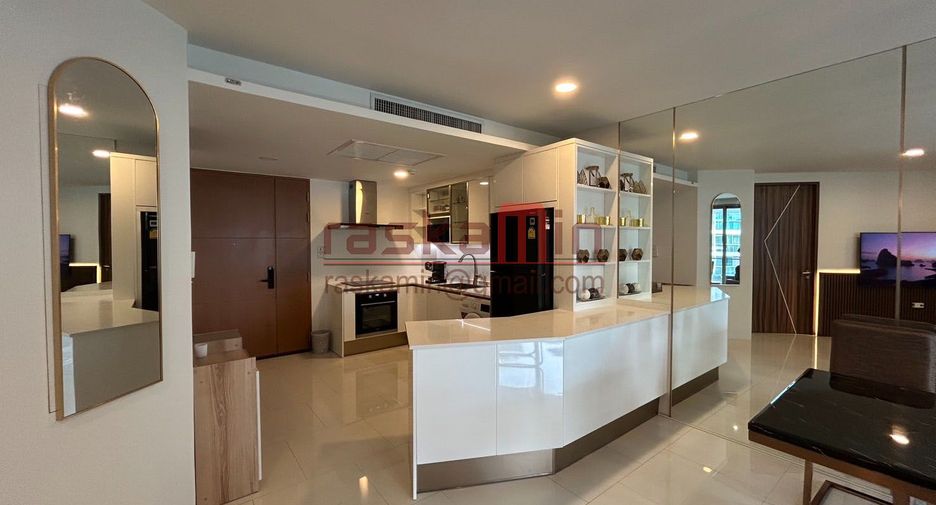 For sale 2 ベッドルーム condo in Bang Lamung, Chonburi