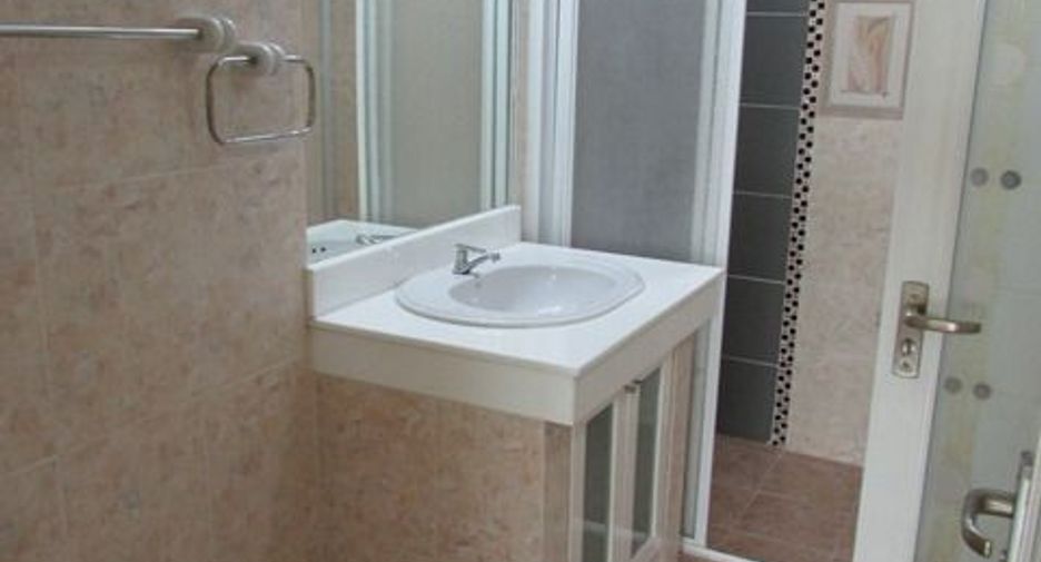 For sale スタジオ condo in Suan Luang, Bangkok