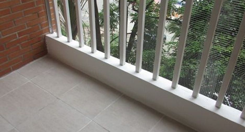 For sale スタジオ condo in Suan Luang, Bangkok