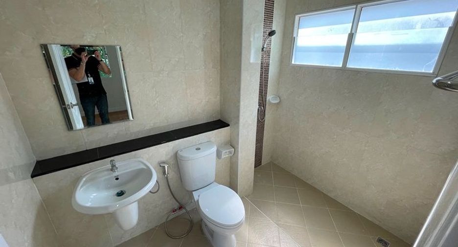 For sale studio house in Khlong Sam Wa, Bangkok