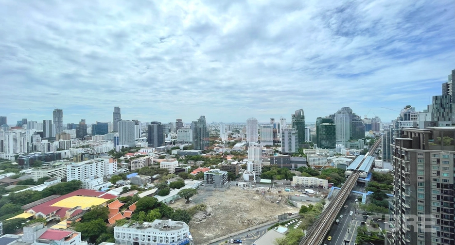 出售 2 卧室 公寓 在 Khlong Toei, 曼谷