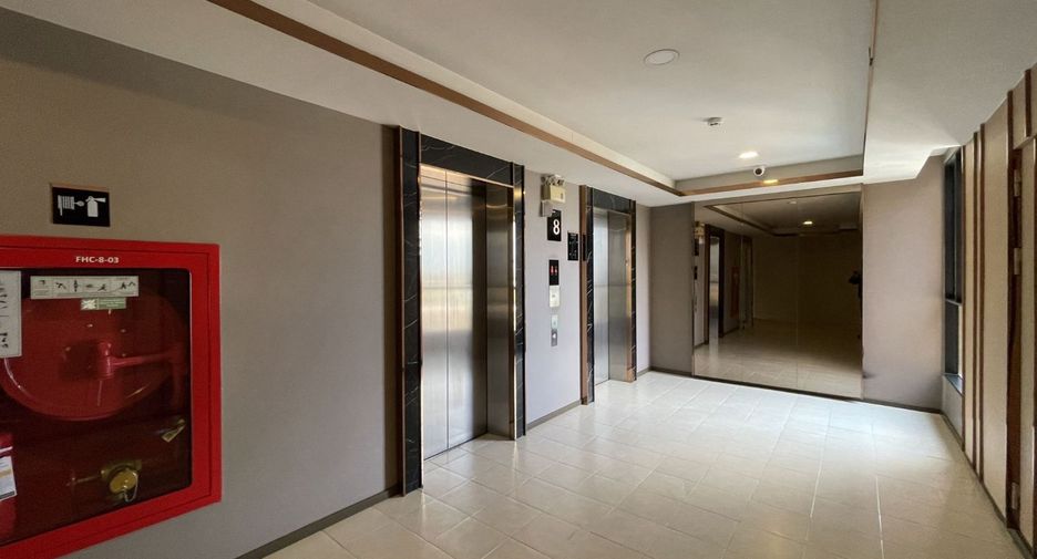À vendre studio condo à Phra Khanong, Bangkok