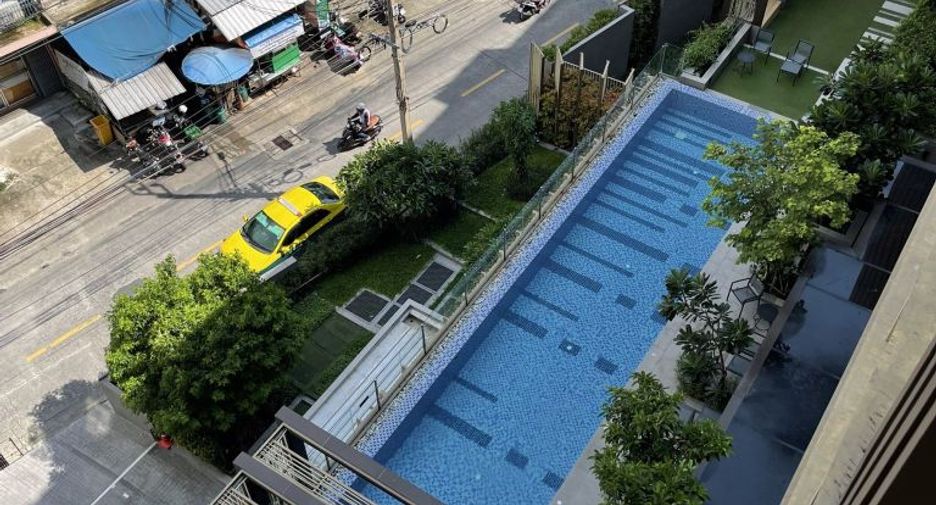 À vendre studio condo à Phra Khanong, Bangkok