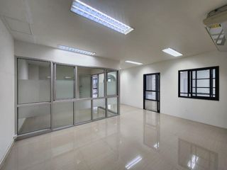 For rent retail Space in Bang Kho Laem, Bangkok