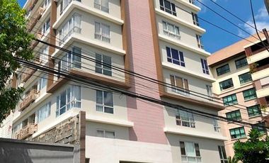 À vendre studio condo à Yan Nawa, Bangkok