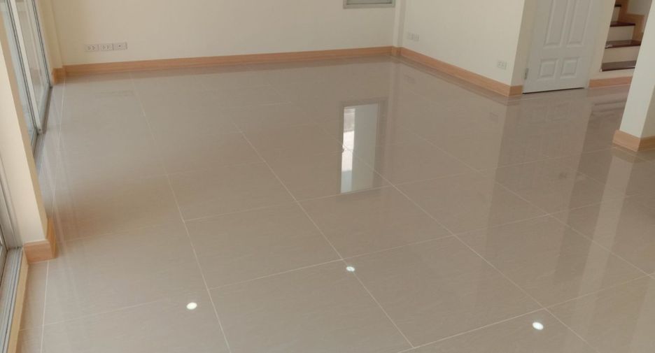 Casa en venta de estudio en Bang Khen, Bangkok