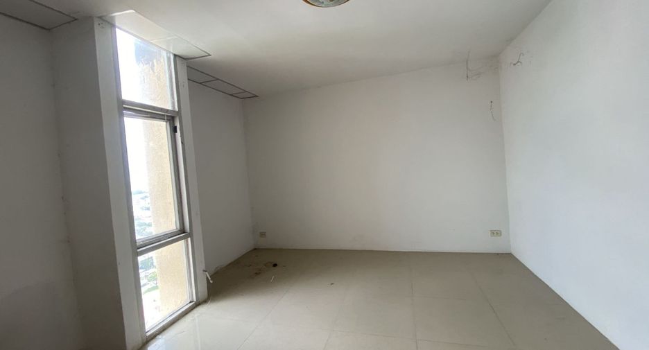 For sale studio condo in Huai Khwang, Bangkok