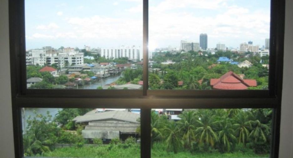For sale studio condo in Bangkok Noi, Bangkok