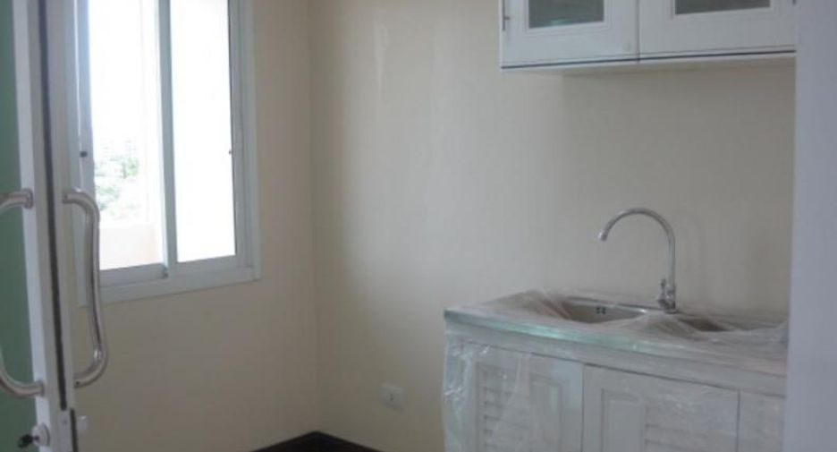 For sale studio condo in Bangkok Noi, Bangkok