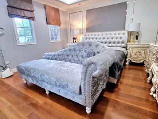 For sale 4 Beds house in Khlong San, Bangkok