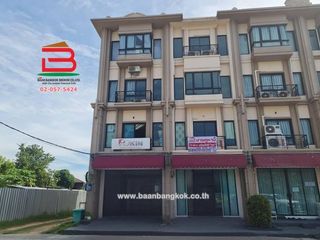 For sale 3 bed office in Saphan Sung, Bangkok