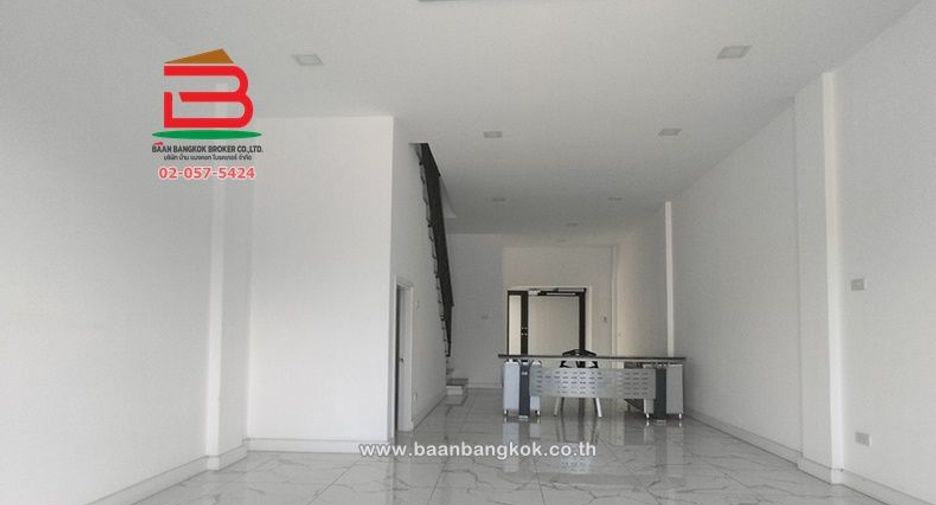 For sale 3 bed office in Saphan Sung, Bangkok