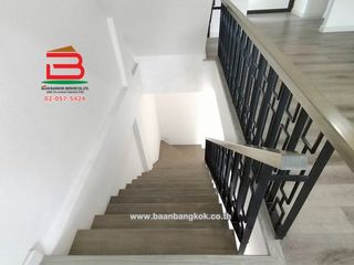 For sale 3 bed office in Saphan Sung, Bangkok