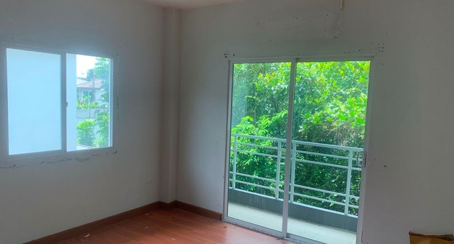 Haus zum Kauf mit Studio in Khlong Sam Wa, Bangkok