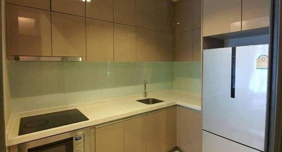 À louer et à vendre 2 chambres condo à Phra Khanong, Bangkok