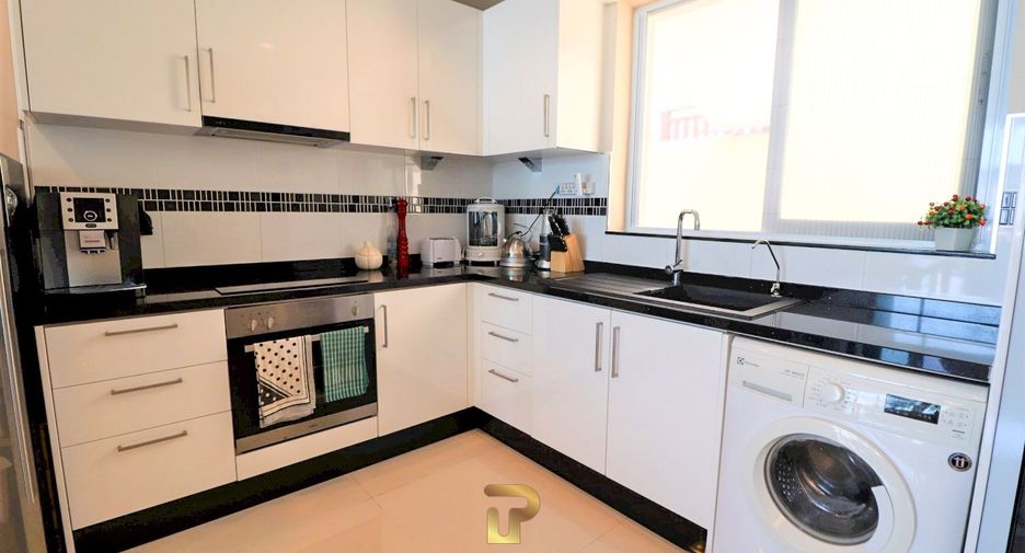 À vendre 2 chambres villa à Sattahip, Chonburi