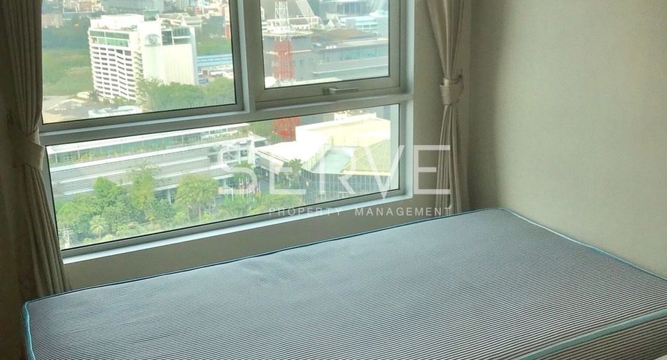 For rent 2 bed condo in Huai Khwang, Bangkok