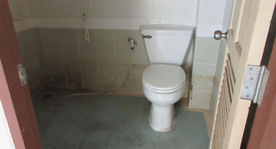 For sale スタジオ house in Taling Chan, Bangkok