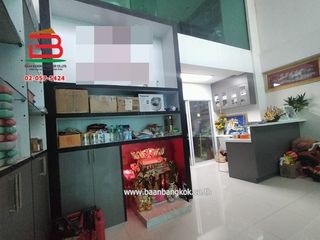 For sale 2 bedrooms townhouse in Bang Khun Thian, Bangkok