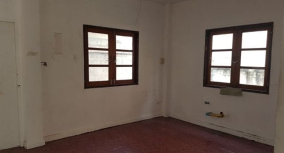 À vendre studio maison à Thung Khru, Bangkok