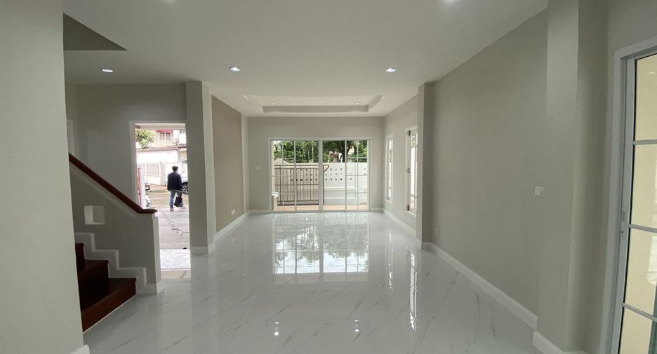 Casa en venta de estudio en Bang Khen, Bangkok