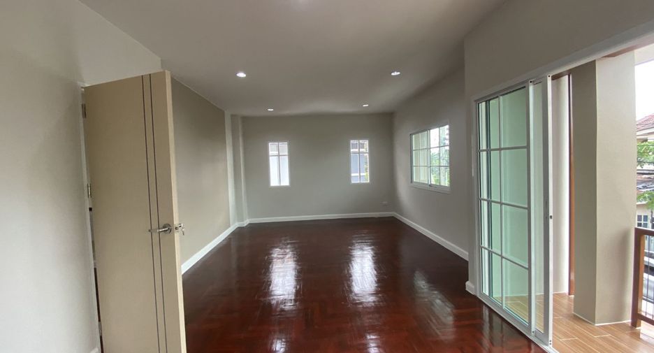 Casa en venta de estudio en Bang Khen, Bangkok