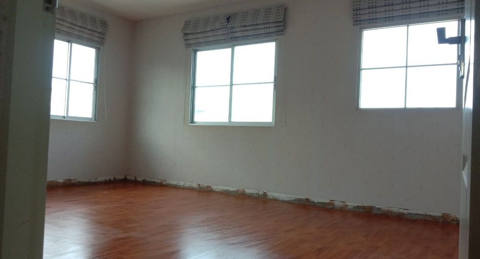 For sale スタジオ house in Thung Khru, Bangkok