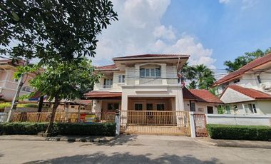 For sale studio house in Khlong Sam Wa, Bangkok