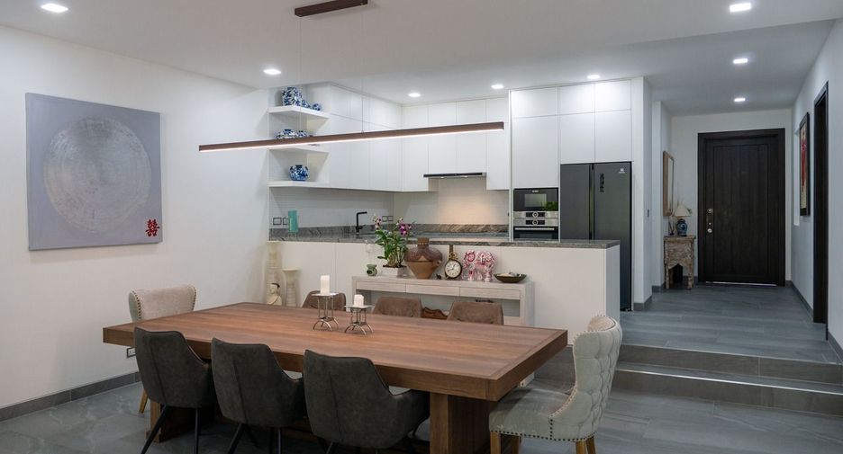 For sale 3 bed apartment in Thalang, Phuket