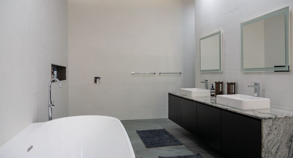 For sale 3 bed apartment in Thalang, Phuket