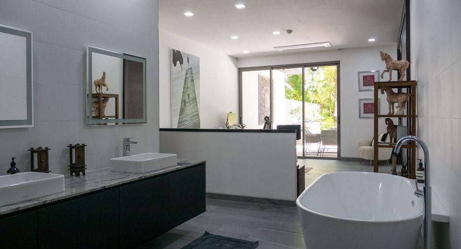 For sale 3 bed apartment in Thalang, Phuket