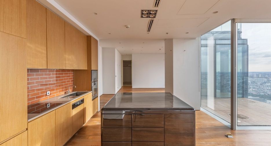 Condo en alquiler y en venta de 2 habitaciones en Sathon, Bangkok