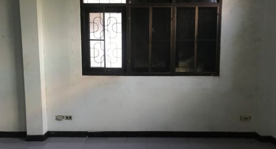 À vendre studio maison à Lak Si, Bangkok