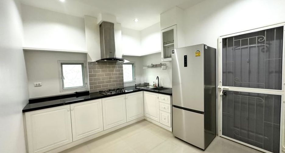 À vendre 3 chambres maison à Bang Lamung, Chonburi