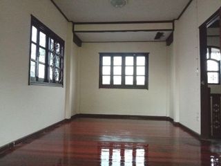 Casa en venta de estudio en Khlong Sam Wa, Bangkok