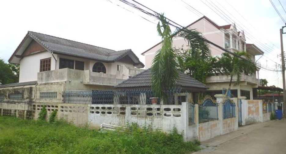 À vendre studio maison à Khlong Sam Wa, Bangkok