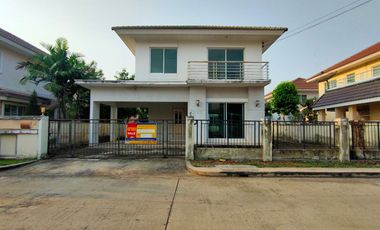 À vendre studio maison à Min Buri, Bangkok