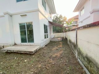 À vendre studio maison à Min Buri, Bangkok