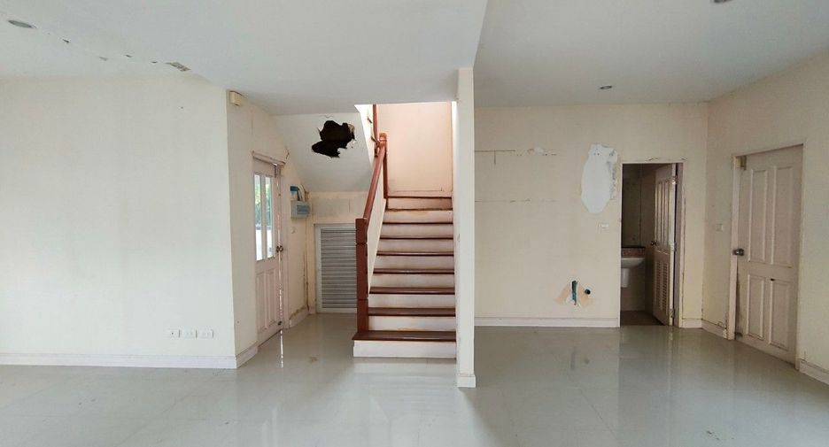 À vendre studio maison à Min Buri, Bangkok