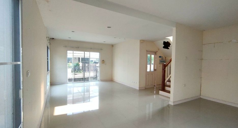 À vendre studio maison à Min Buri, Bangkok