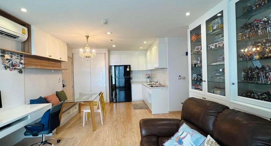 Condo en venta de 2 habitaciones en Khlong Toei, Bangkok