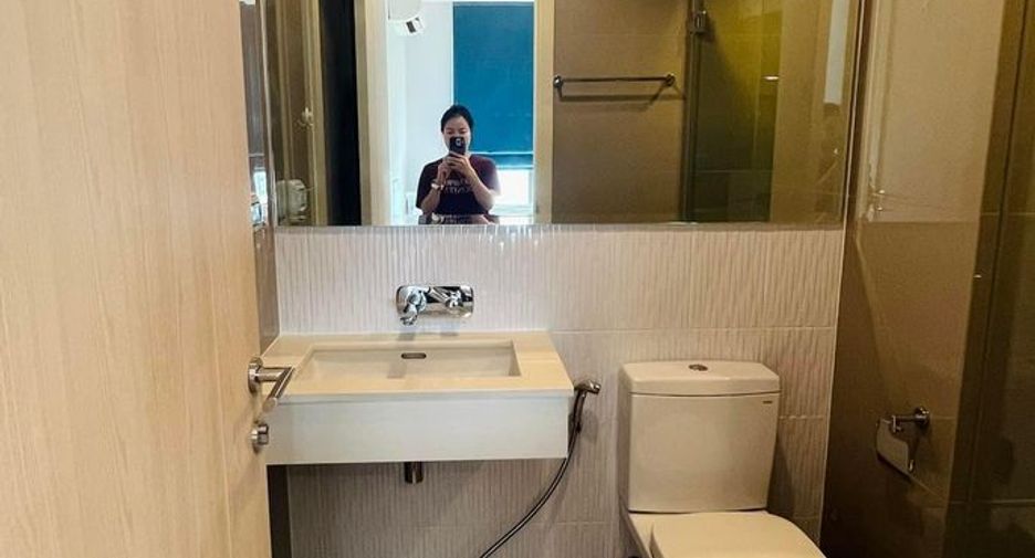 Condo en venta de 2 habitaciones en Khlong Toei, Bangkok