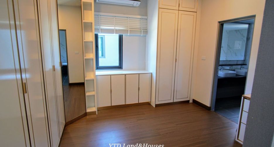 For rent 4 bedrooms house in Bang Phli, Samut Prakan